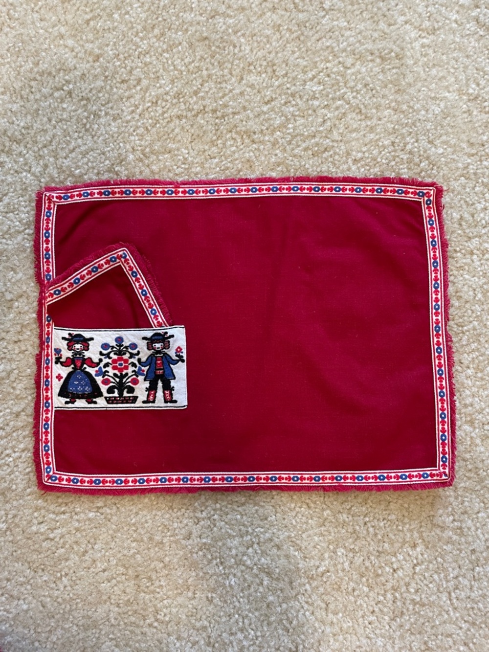 Set of 6 Vintage Folk Embroidered Red Placemat with Pocket